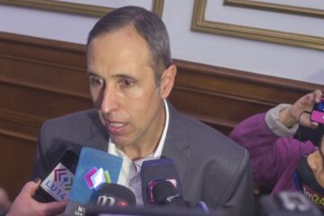 Favio Vázquez: «hay más de quinientas personas derivadas en Capital Federal»