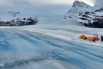 La hazaña de un grupo de científicos para comprobar si el cambio climático afecta al glaciar Perito Moreno