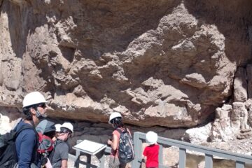Cueva de Las Manos: ahora los visitantes deberán ingresar con casco de seguridad