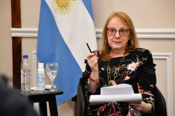 Alicia Kirchner citó a Joaquín Sabina para describir la embestida contra los jueces: «que ser valiente no salga tan caro»